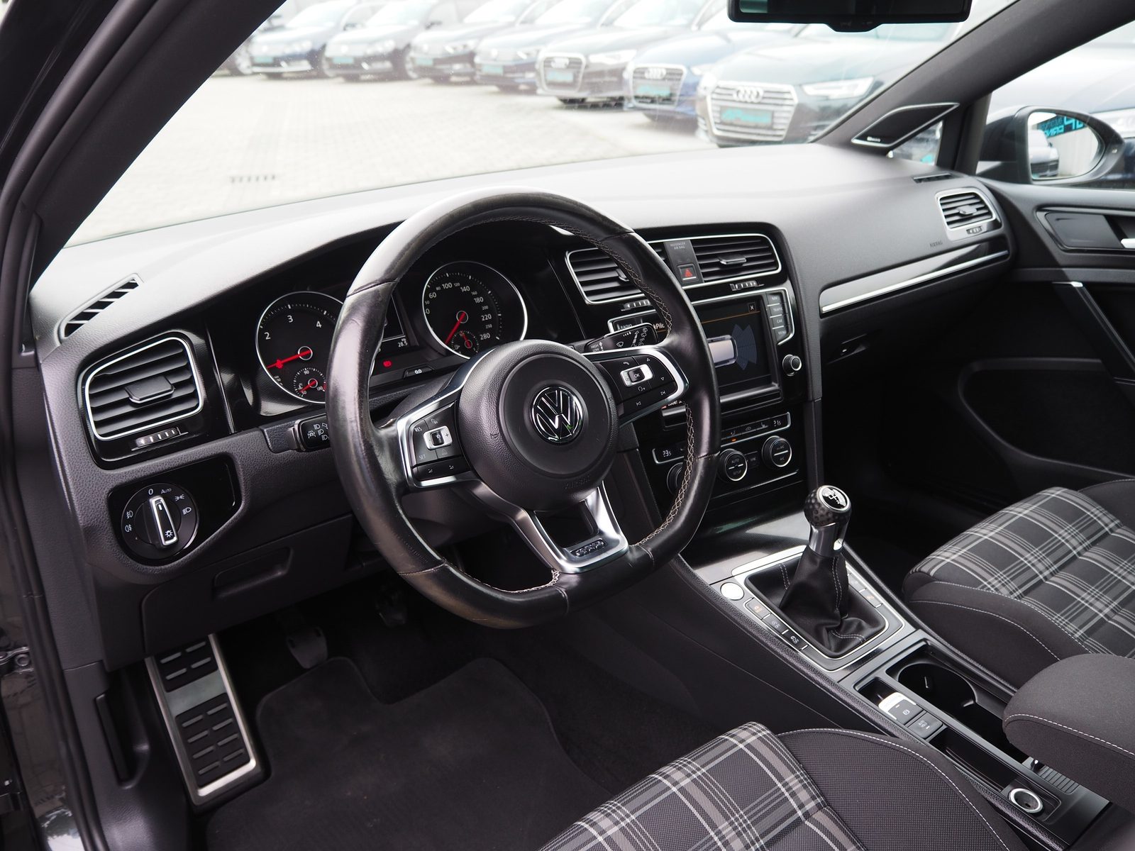 2014 Volkswagen Golf VII — fotografija 13