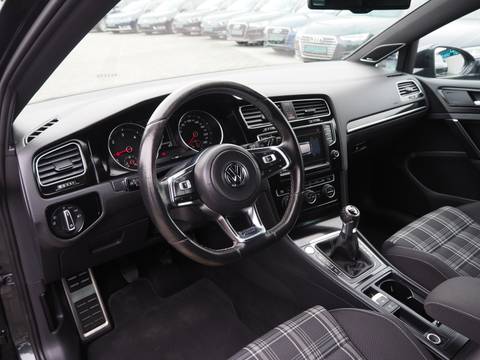 2014 Volkswagen Golf VII — sličica 13