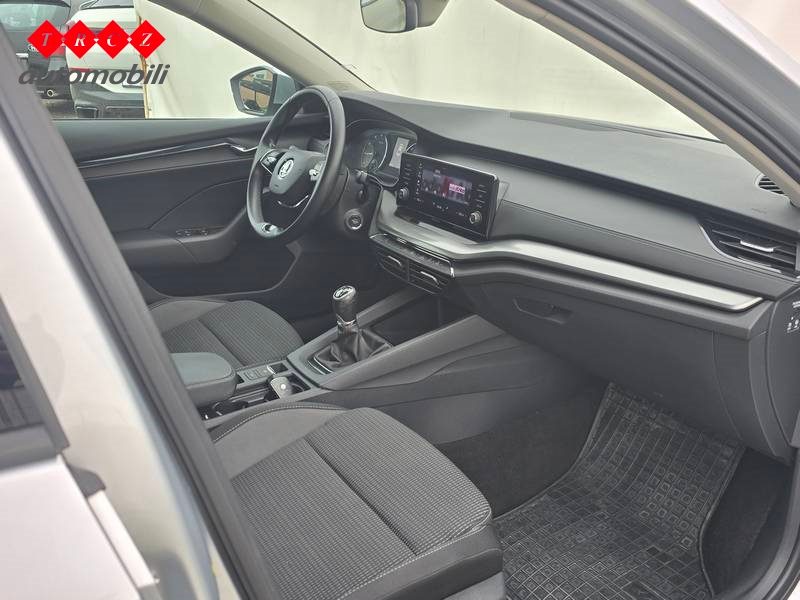 2021 Škoda Octavia — fotografija 6