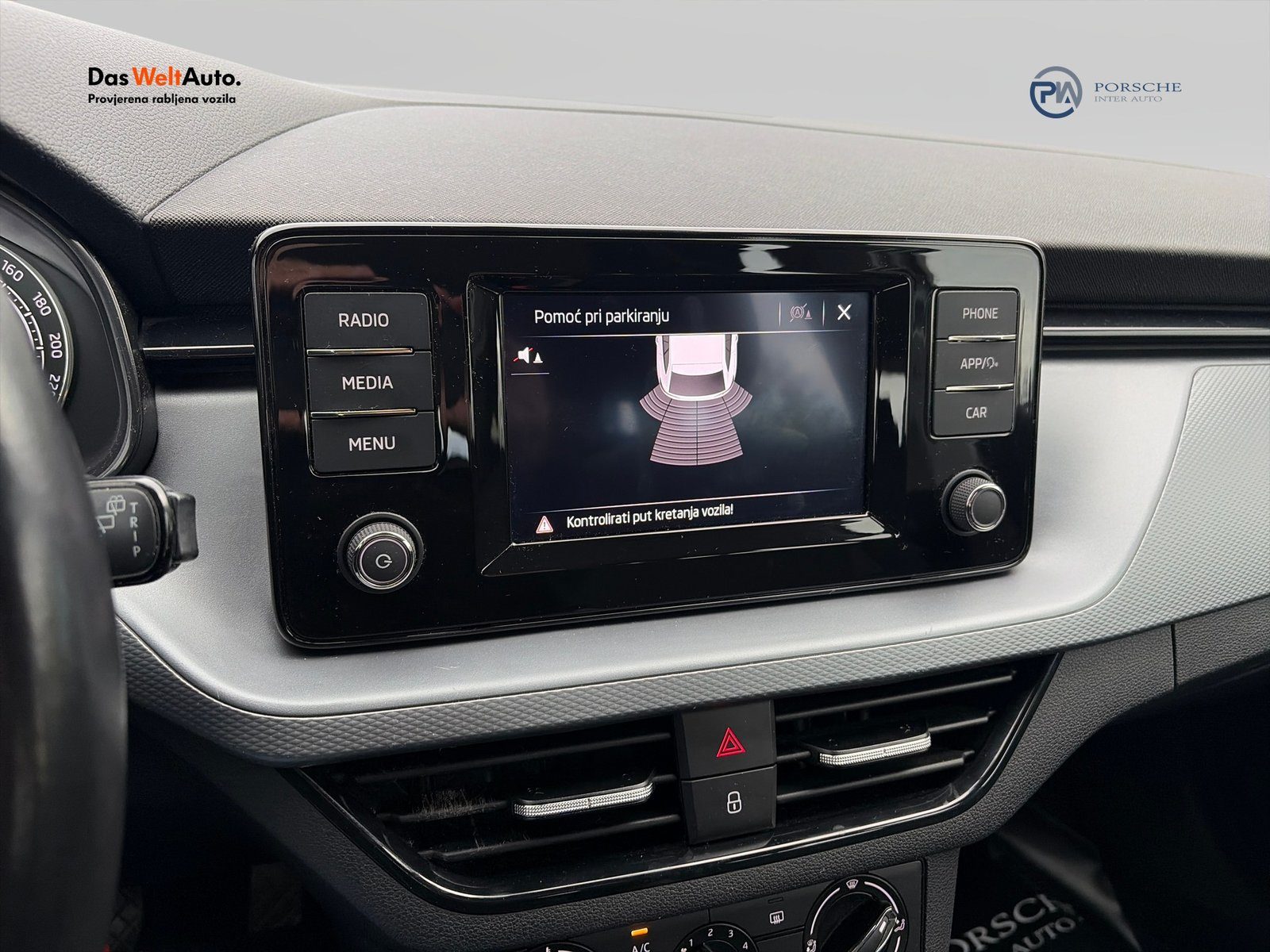 2019 Škoda Scala — fotografija 18