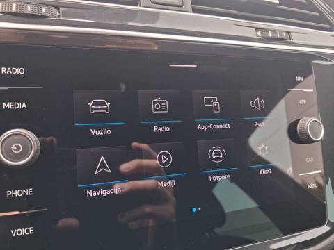 2023 Volkswagen Tiguan — sličica 29