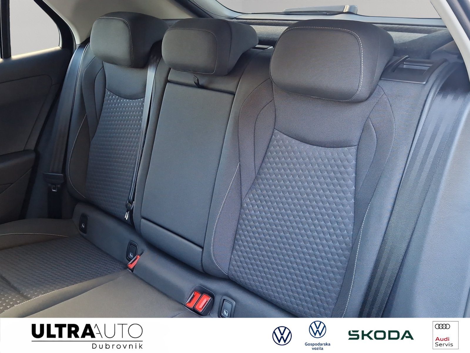 2026 Volkswagen T-Roc — fotografija 12