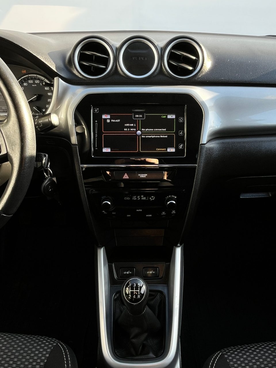 2016 Suzuki Vitara — fotografija 9
