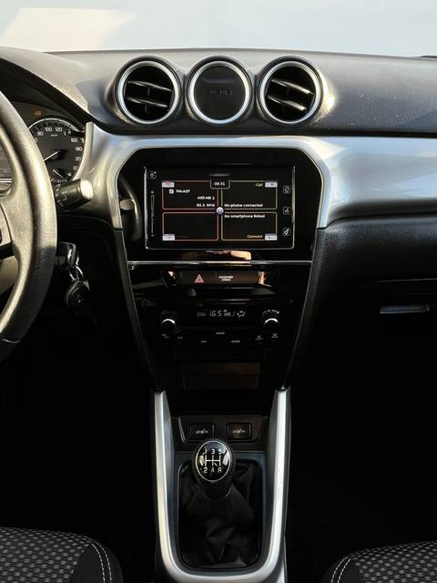 2016 Suzuki Vitara — sličica 9