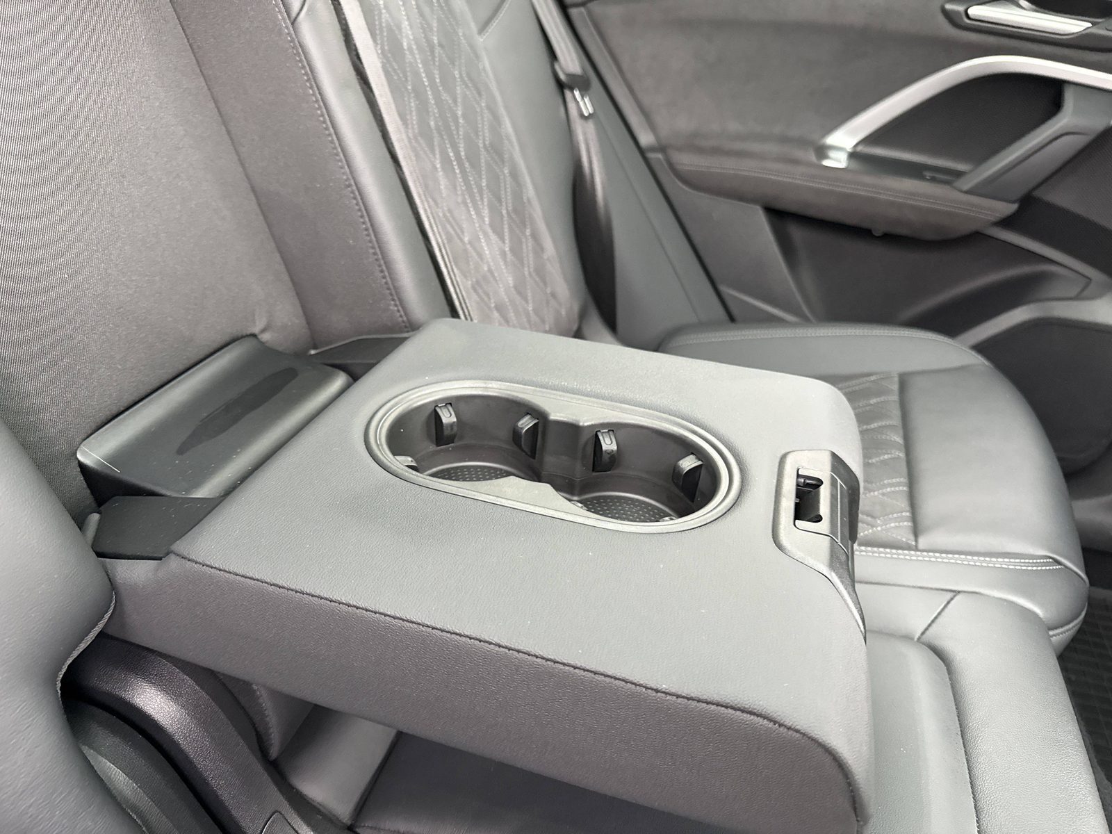 2025 Audi Q5 — fotografija 25