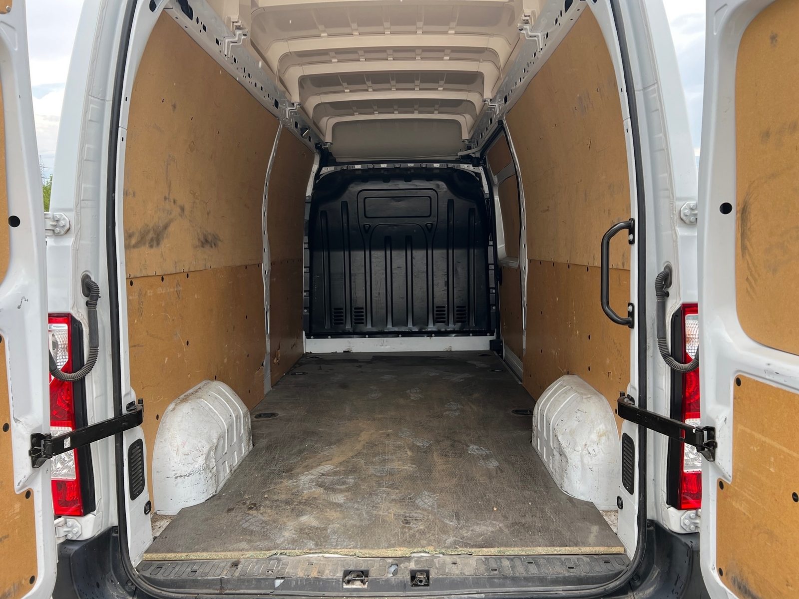 2022 Renault Master — fotografija 9
