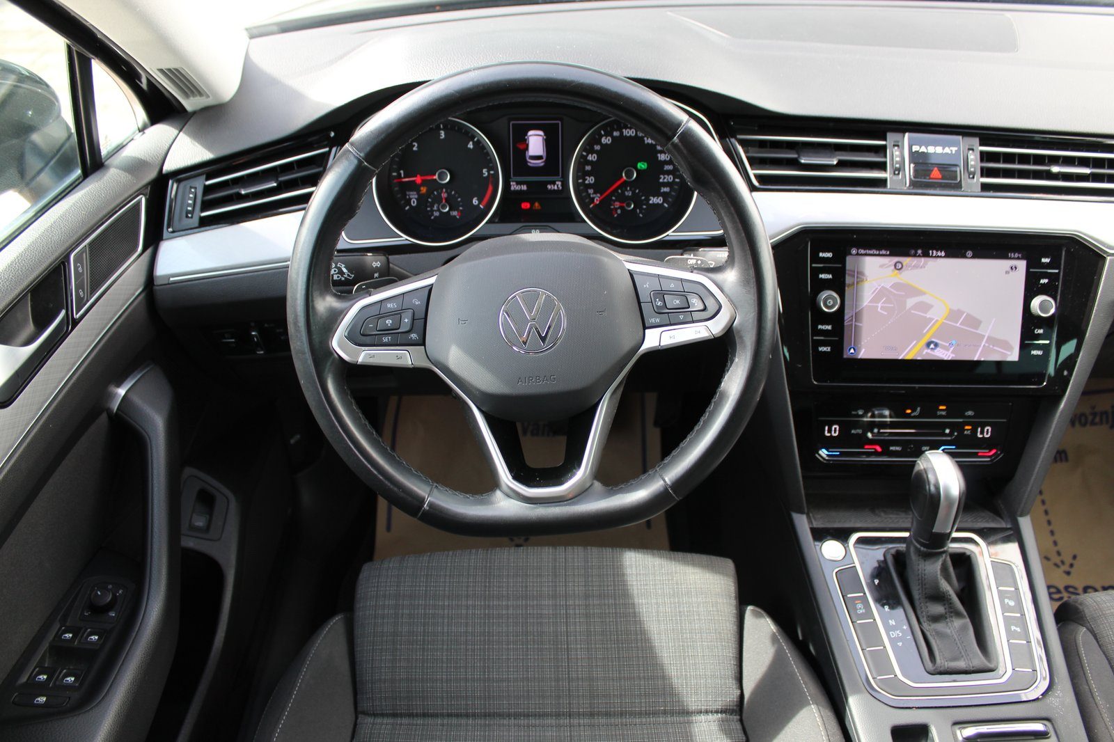 2022 Volkswagen Passat Variant — fotografija 10