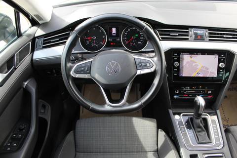 2022 Volkswagen Passat Variant — sličica 10