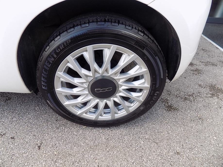 2021 Fiat 500 — fotografija 16