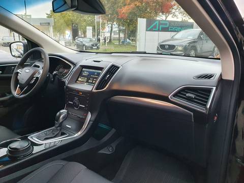 2016 Ford Edge — sličica 16