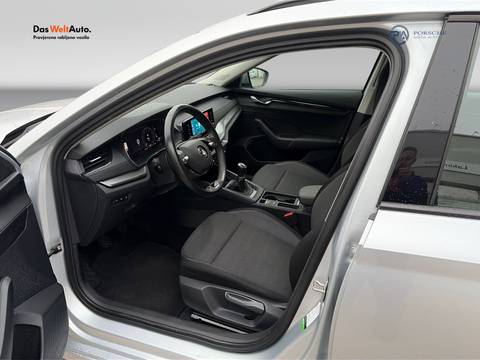 2020 Škoda Octavia Combi — sličica 9
