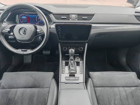 2021 Škoda Superb — sličica 13