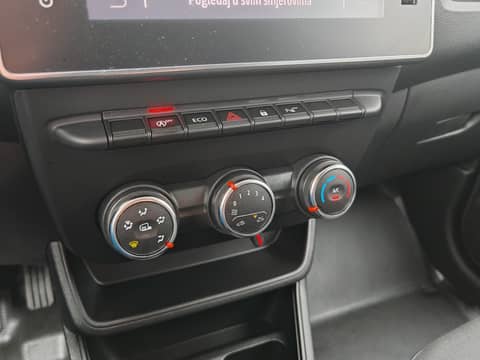 2024 Renault Express — sličica 27