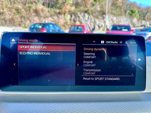 2023 BMW Serija 5 — sličica 28