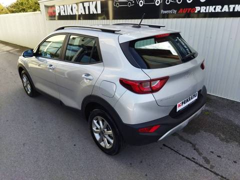 2025 Kia Stonic — sličica 2