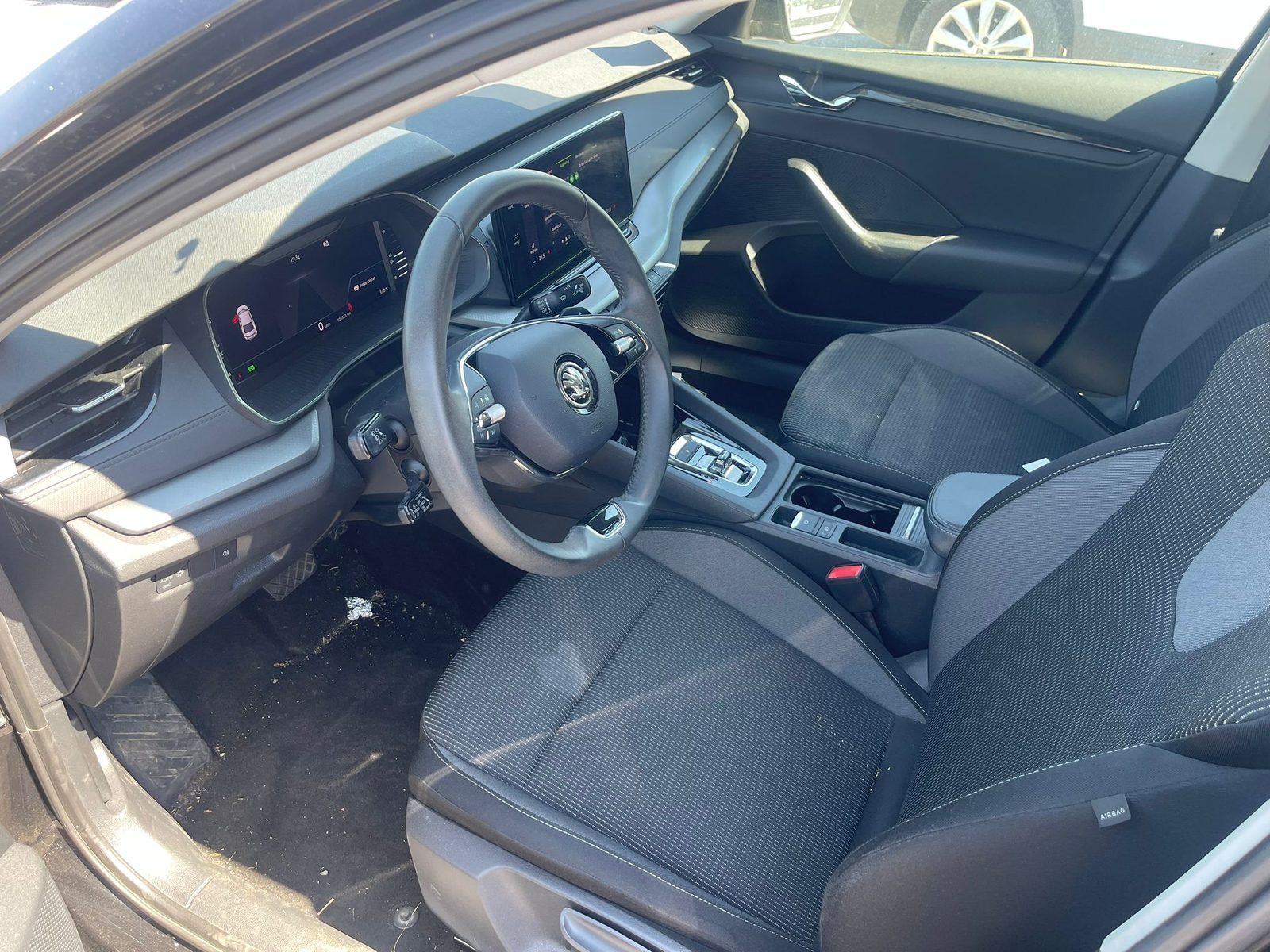 2022 Škoda Octavia — fotografija 4