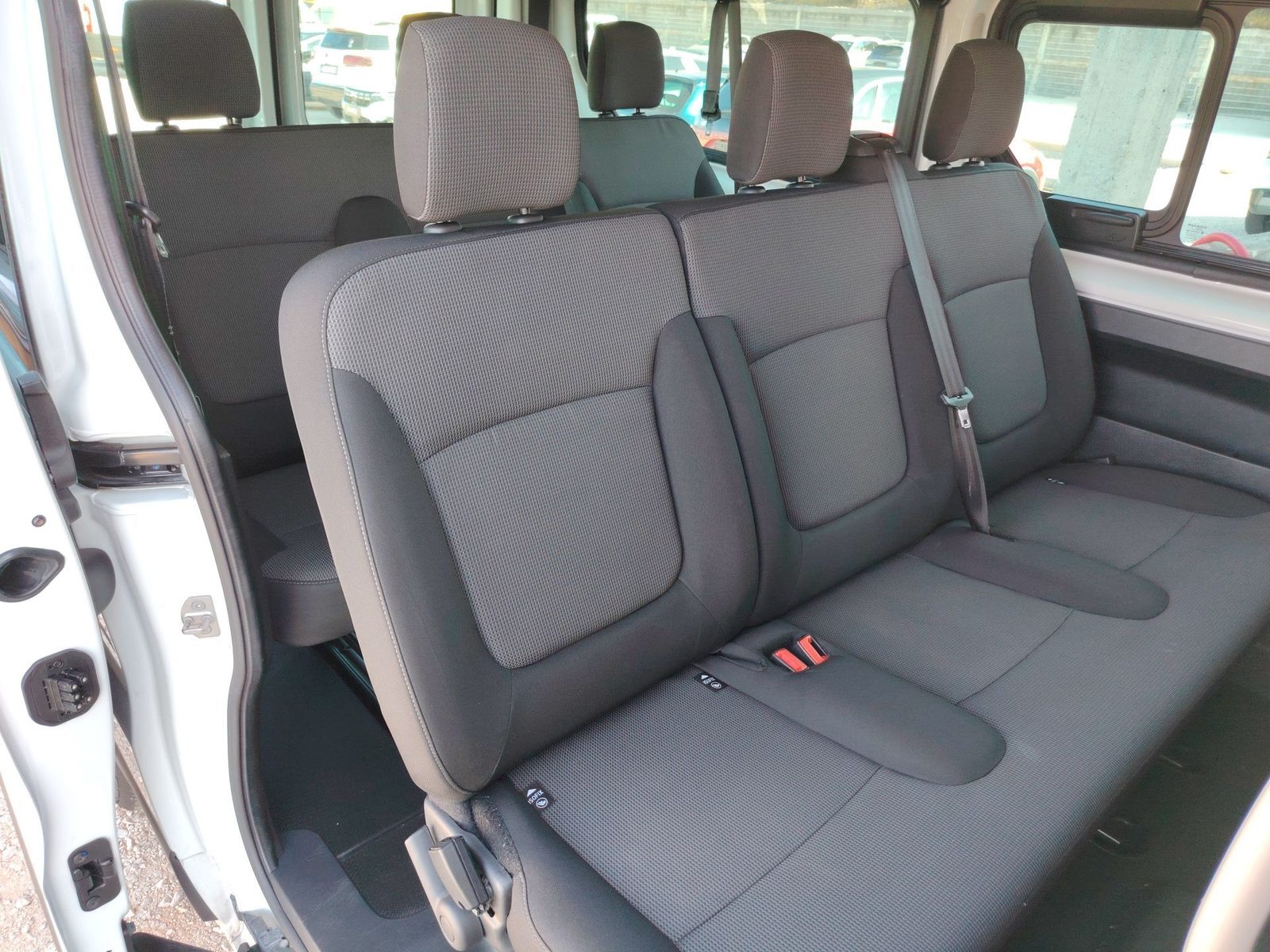 2023 Renault Trafic — fotografija 22