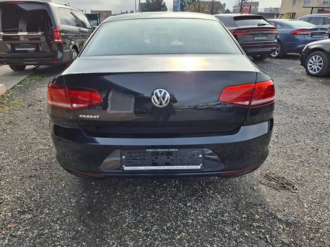 2019 Volkswagen Passat — sličica 5