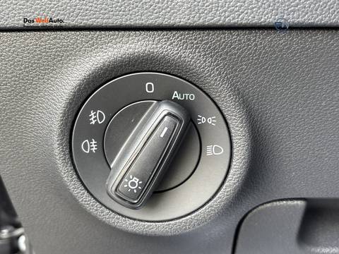 2022 Škoda Karoq — sličica 24