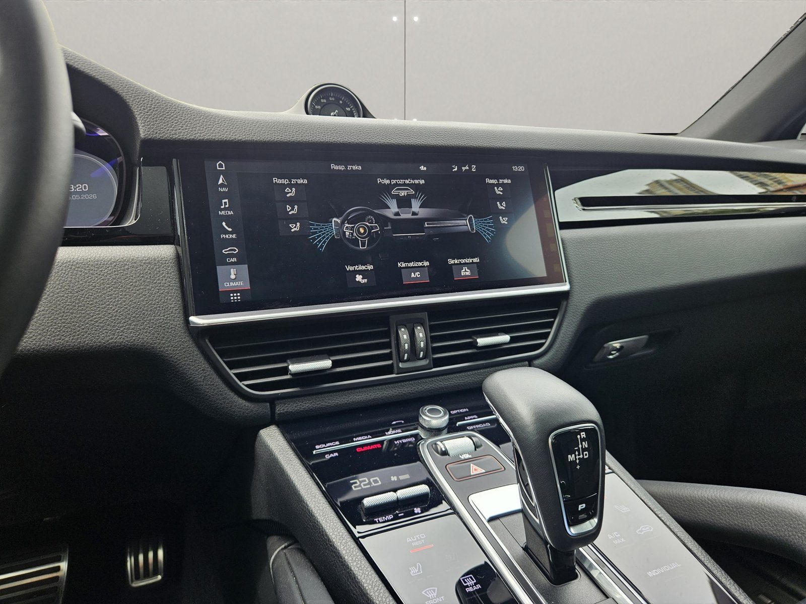 2020 Porsche Cayenne — fotografija 21