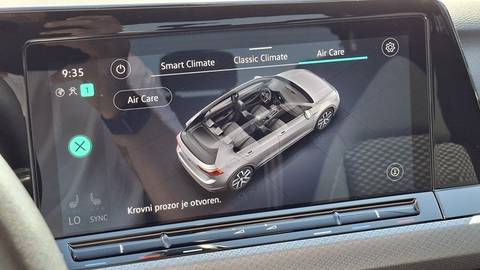 2022 Volkswagen Golf — sličica 13