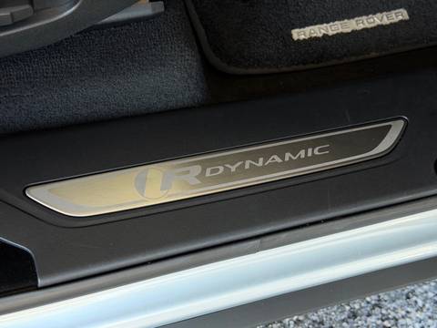 2021 Land Rover Range Rover Velar — sličica 11