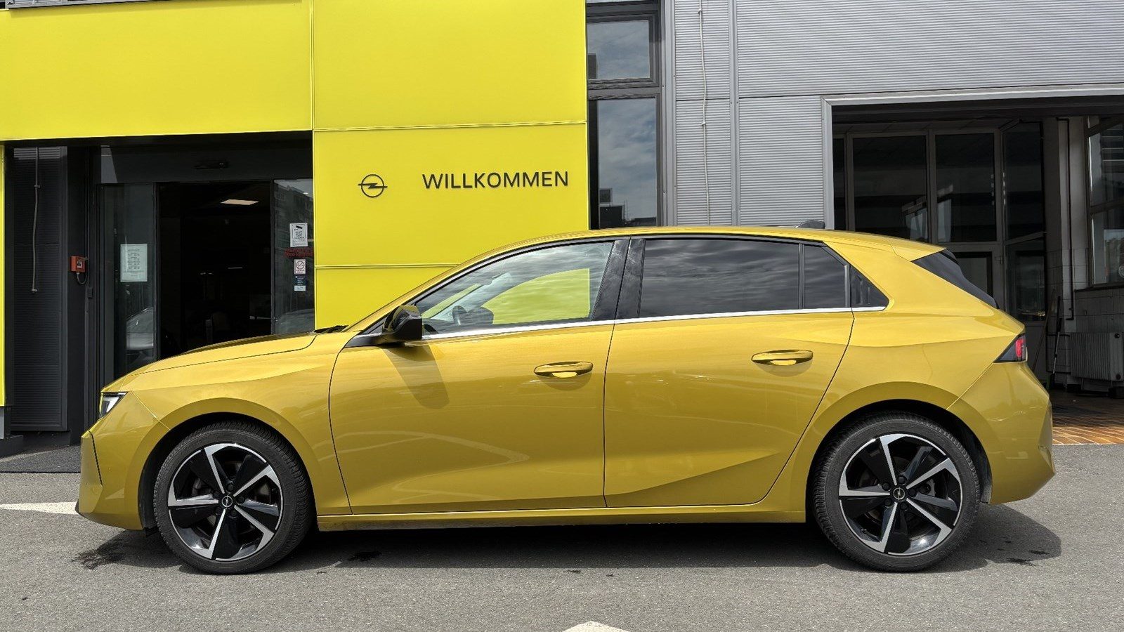 2023 Opel Astra — fotografija 4