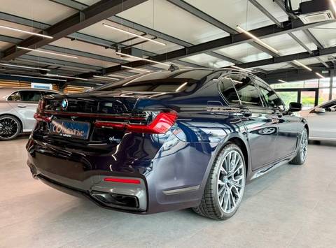 2021 BMW Serija 7 — sličica 8