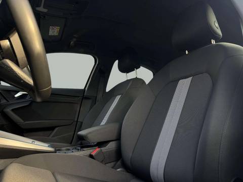 2023 Audi A3 Limousine — sličica 14