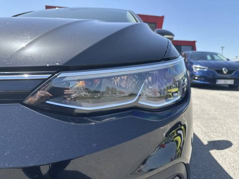 2023 Volkswagen Golf — sličica 14