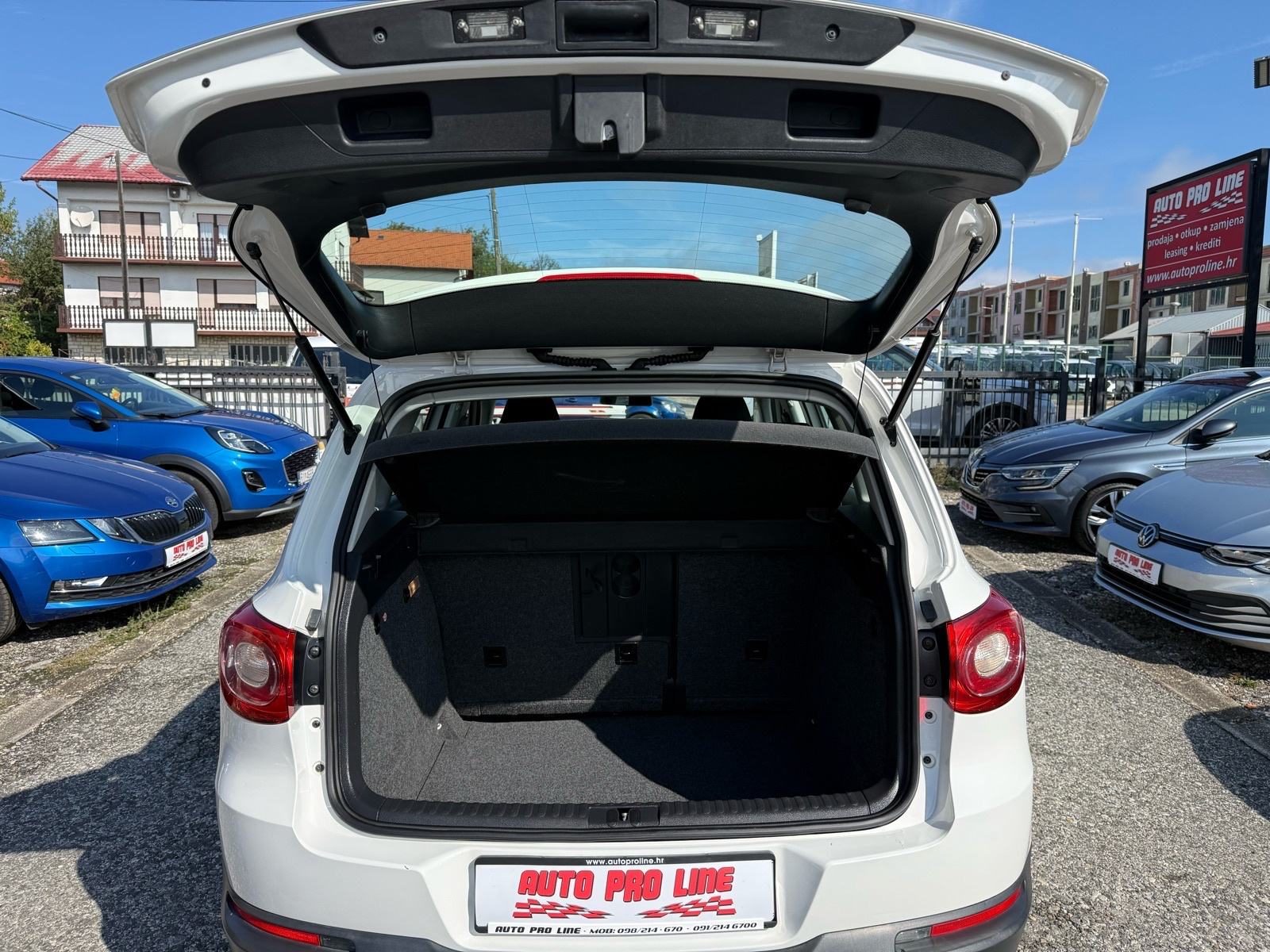 2011 Volkswagen Tiguan — fotografija 18