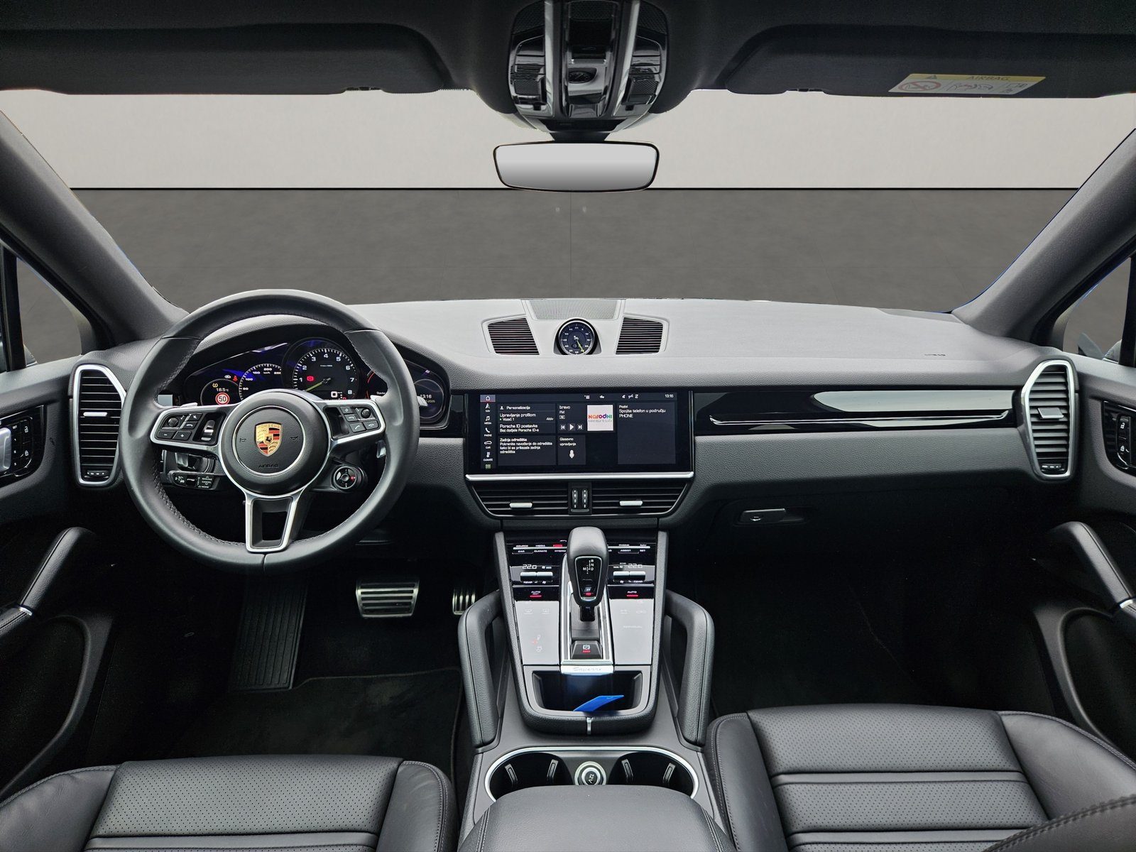 2020 Porsche Cayenne — fotografija 16