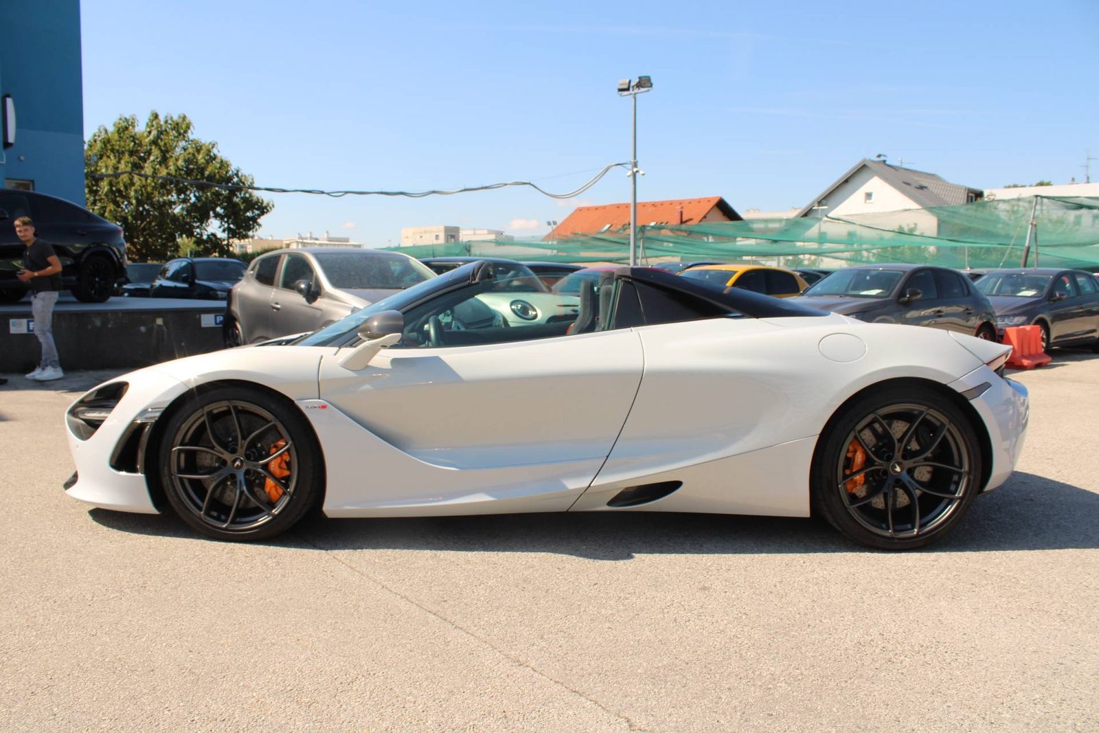 2020 McLaren 720S — fotografija 8