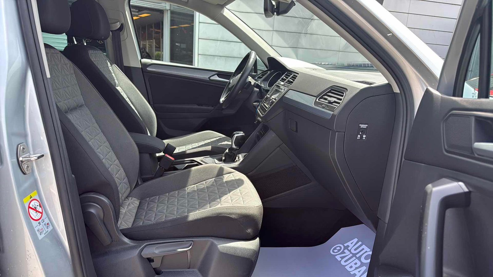2023 Volkswagen Tiguan — fotografija 9