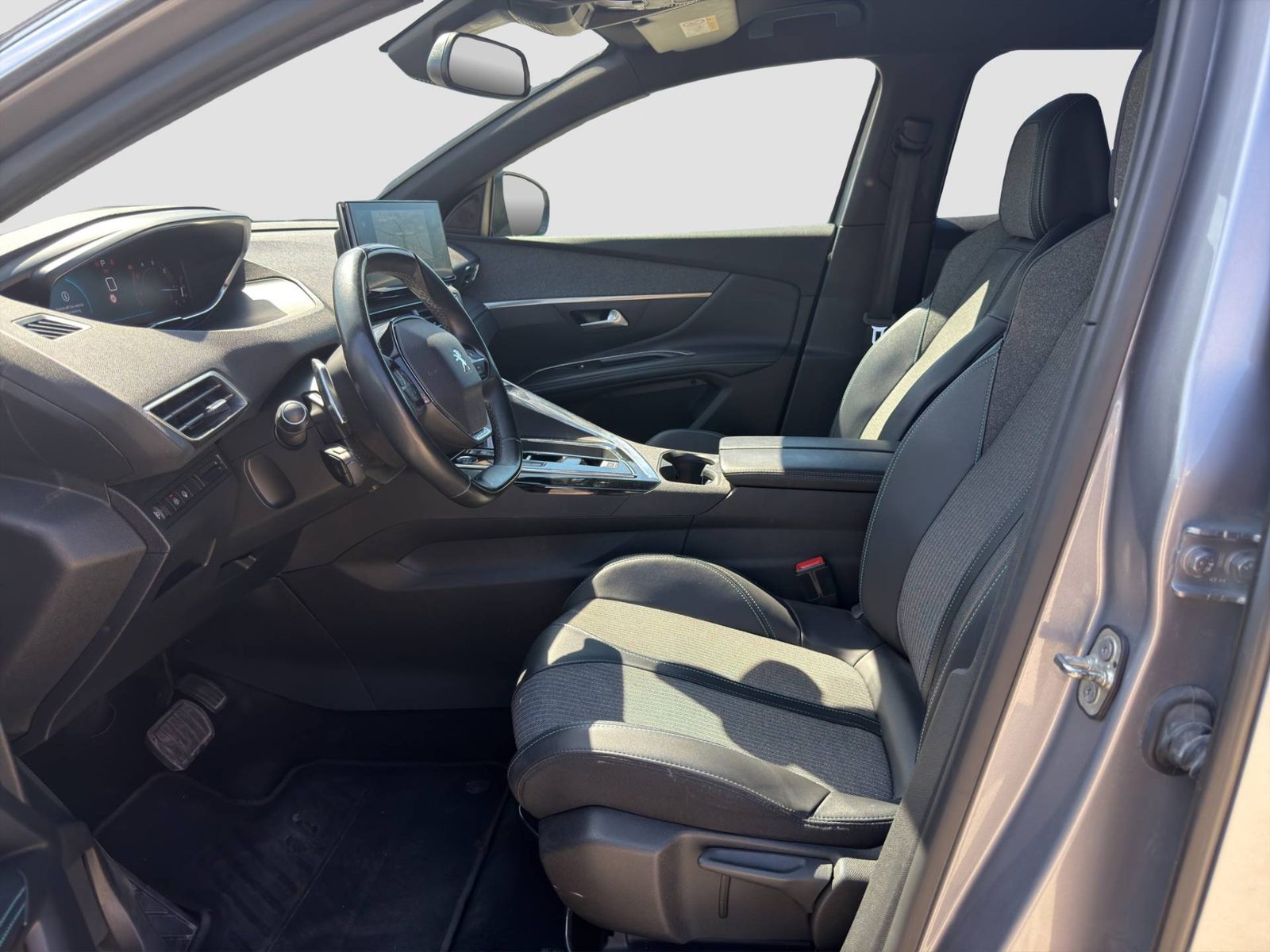 2023 Peugeot 3008 — fotografija 11