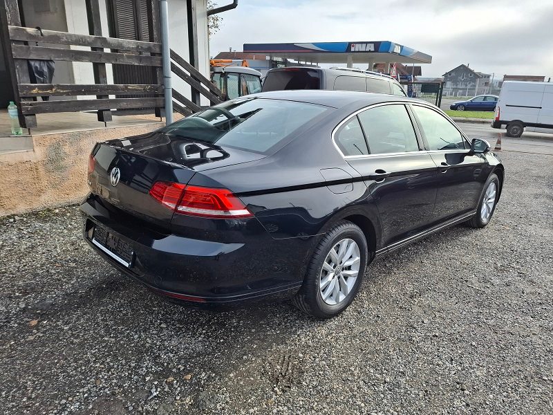 2019 Volkswagen Passat — fotografija 4