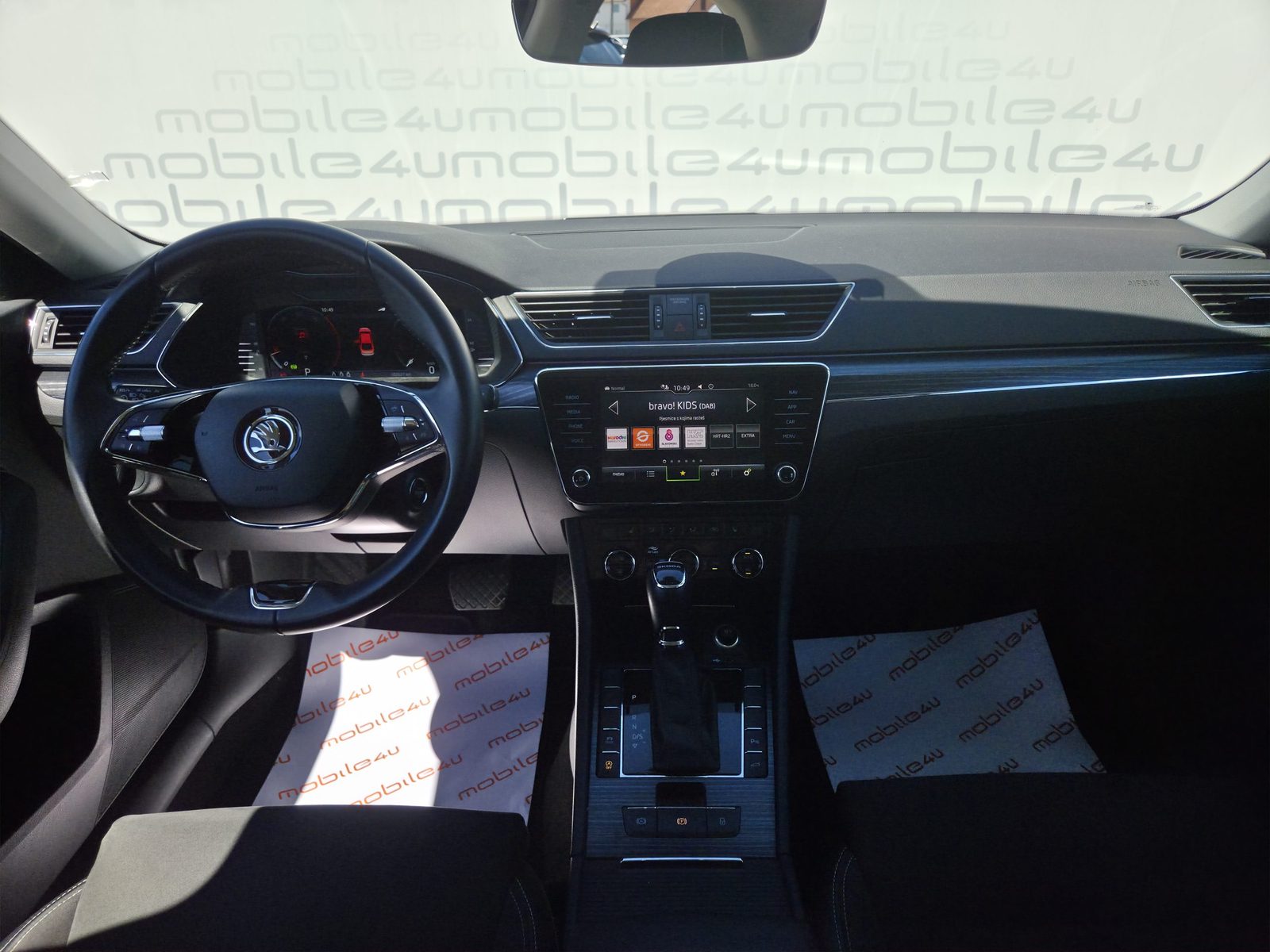 2023 Škoda Superb — fotografija 9