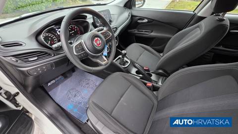 2022 Fiat Tipo — sličica 8