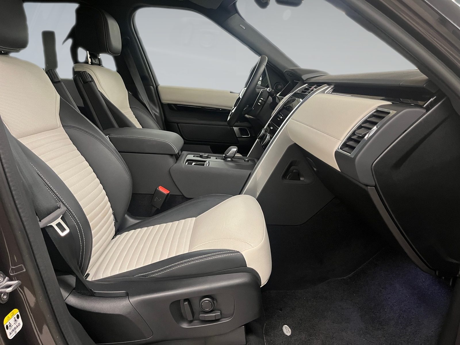 2023 Land Rover Discovery — fotografija 13
