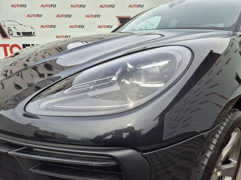 2022 Porsche Macan — sličica 23