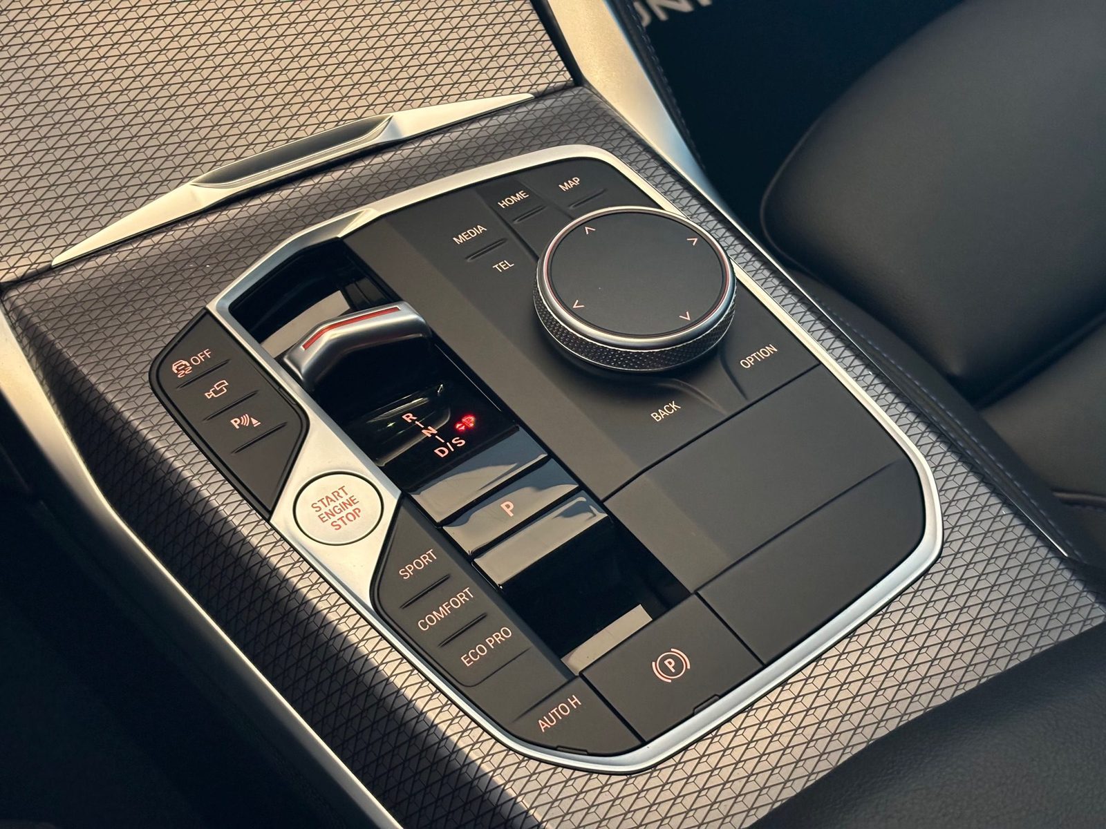 2024 BMW Serija 4 — fotografija 26