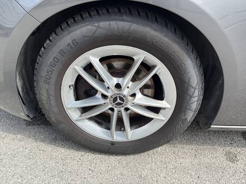 2019 Mercedes-Benz A-klasa — sličica 14