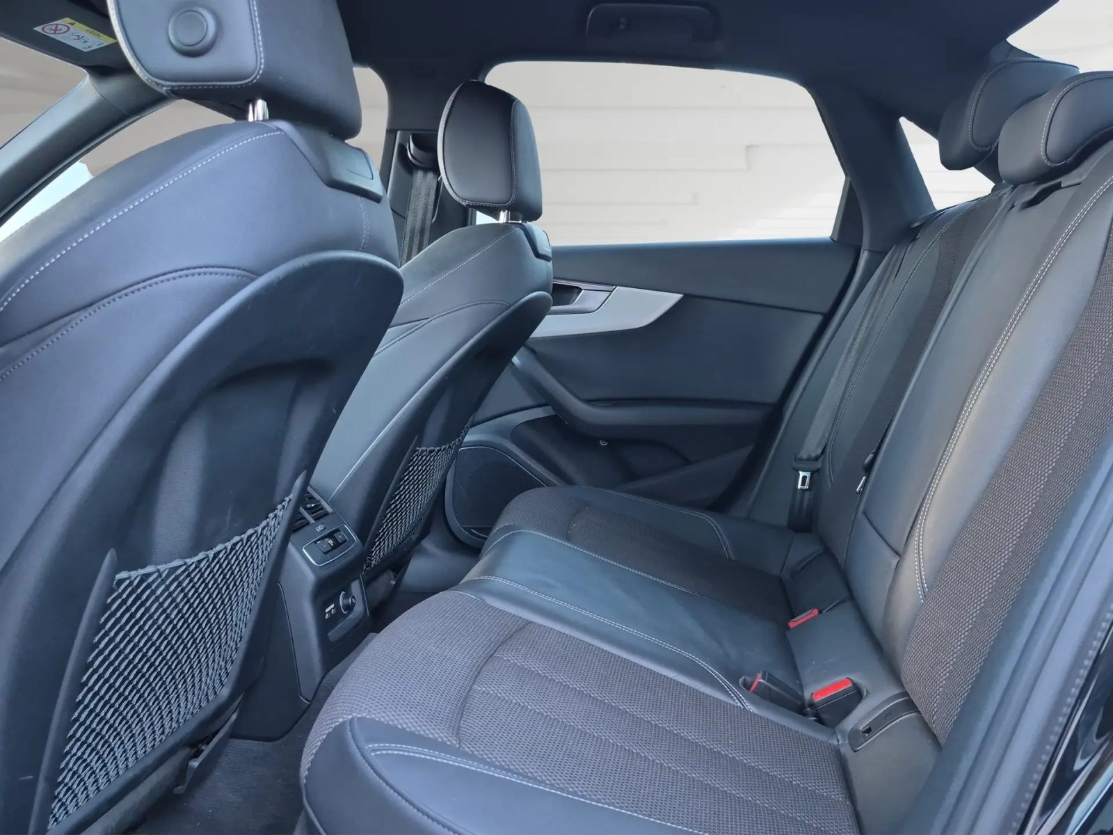 2023 Audi A4 — fotografija 11
