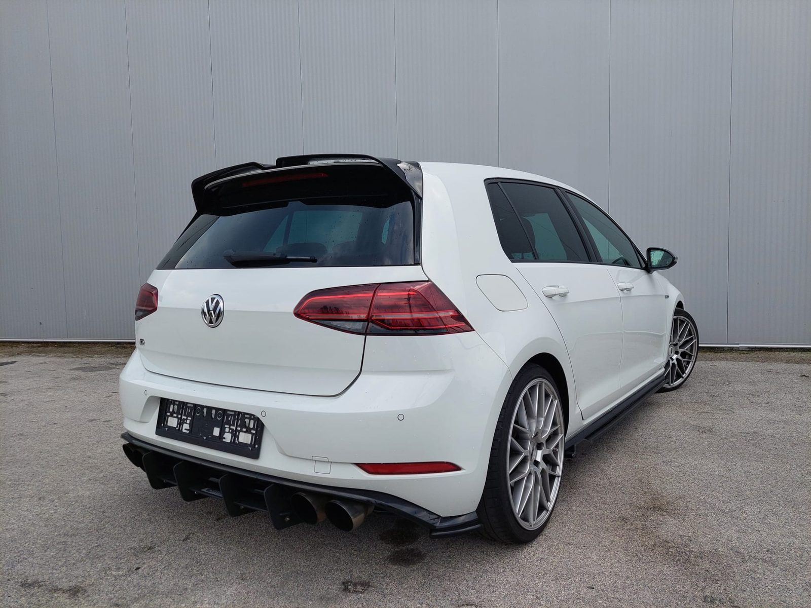 2017 Volkswagen Golf — fotografija 4