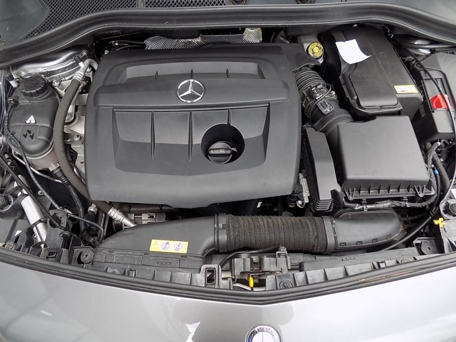 2015 Mercedes-Benz B-klasa — fotografija 19