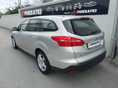 2015 Ford Focus karavan — sličica 4