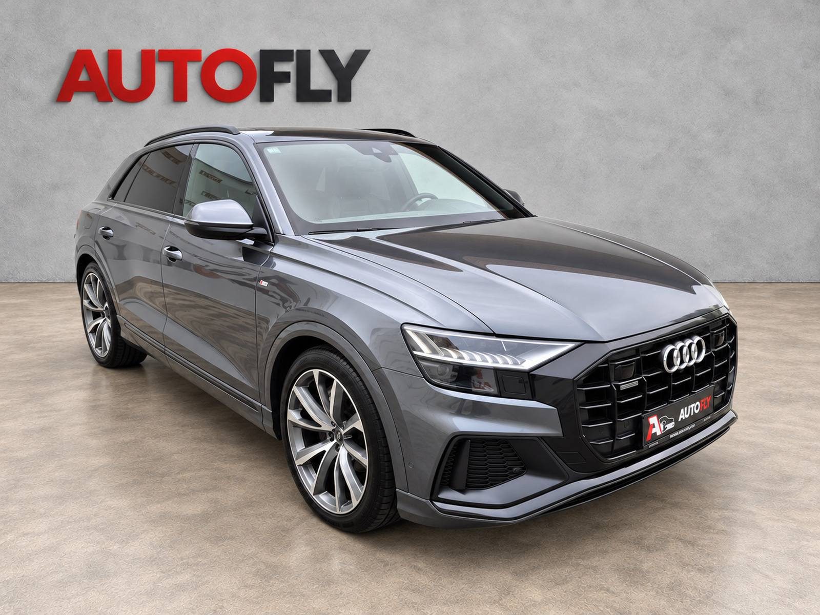 2019 Audi Q8 S line — fotografija 10