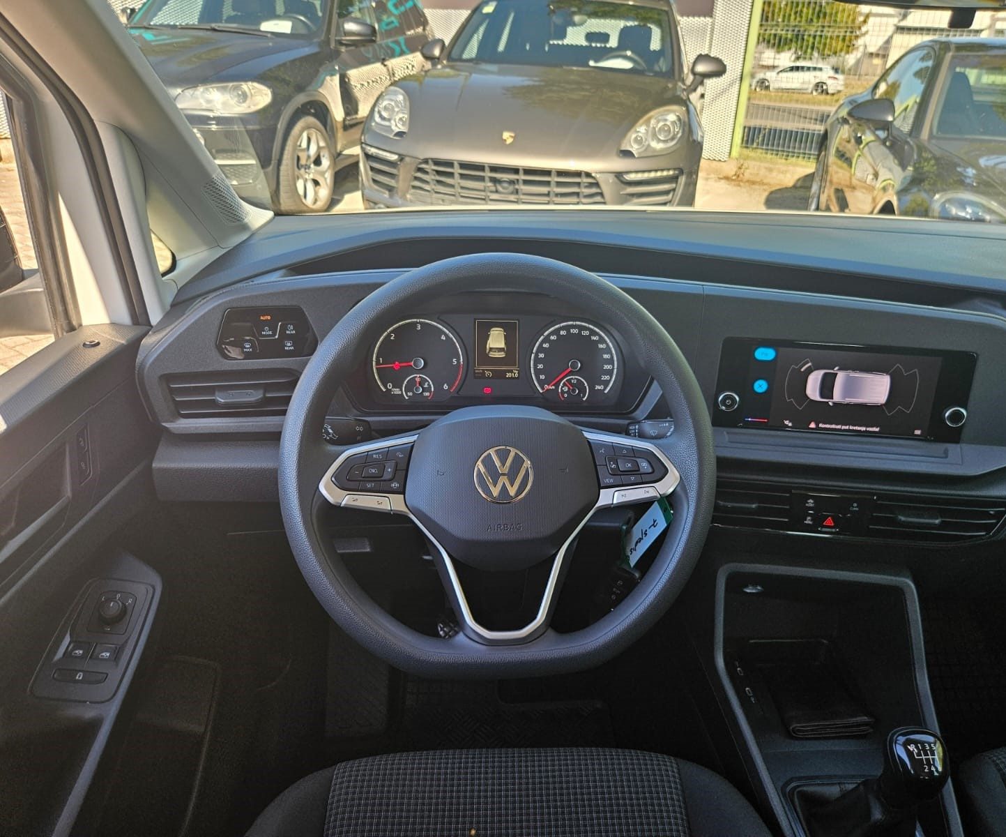 2022 Volkswagen Caddy — fotografija 12