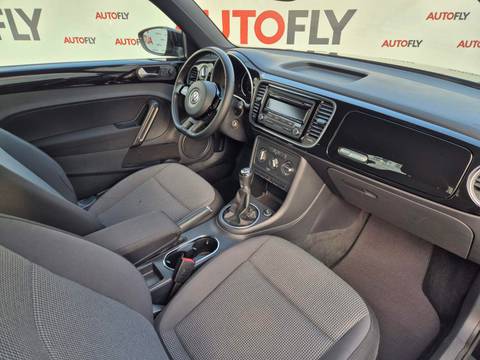 2012 Volkswagen Beetle — sličica 18