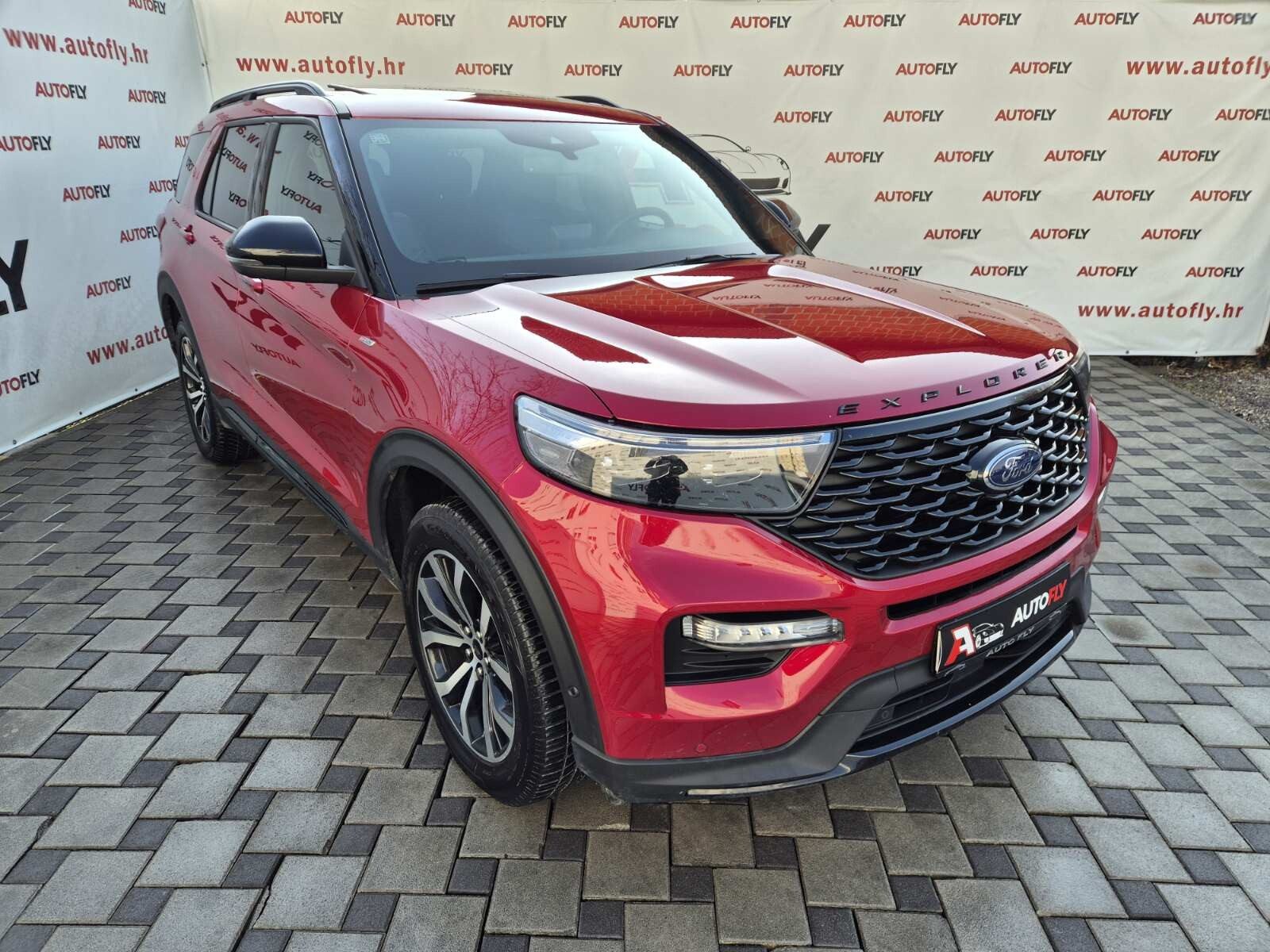 2023 Ford Explorer ST-Line — fotografija 3